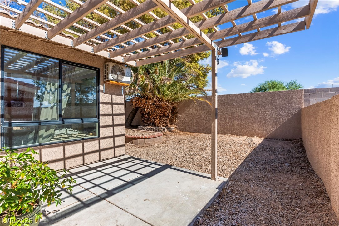 2066 Glistening Sands Drive Property Photo 22