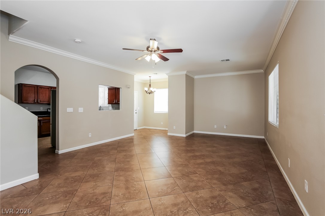 2617 Los Palos Street Property Photo 6
