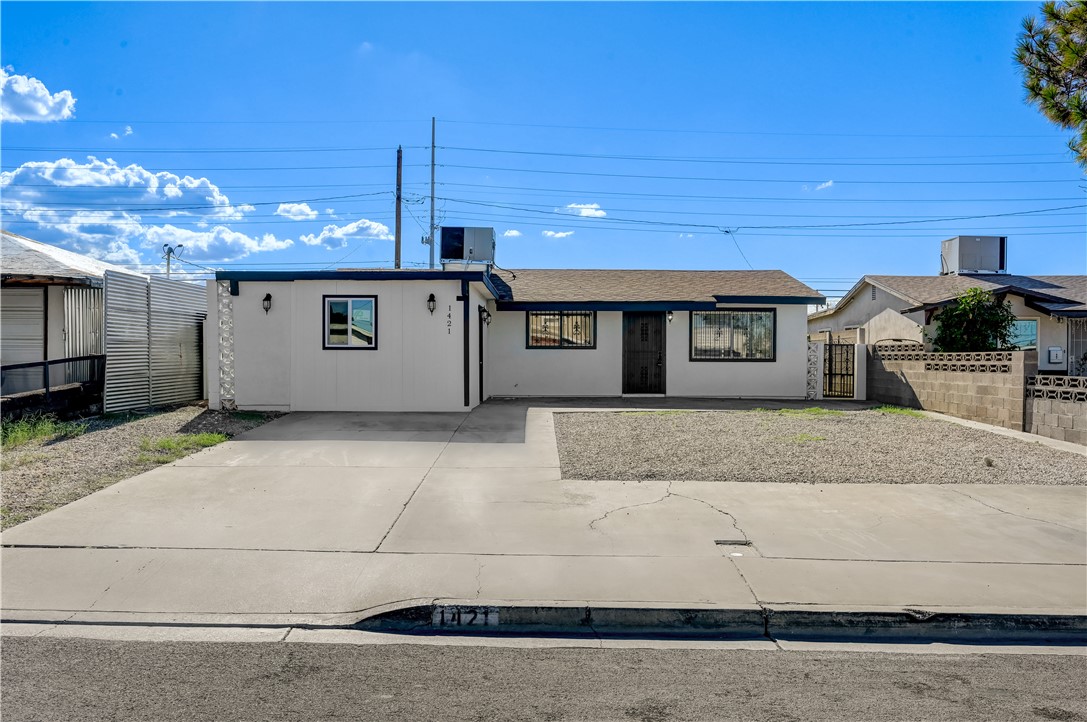 1421 Palm Street Property Photo 1