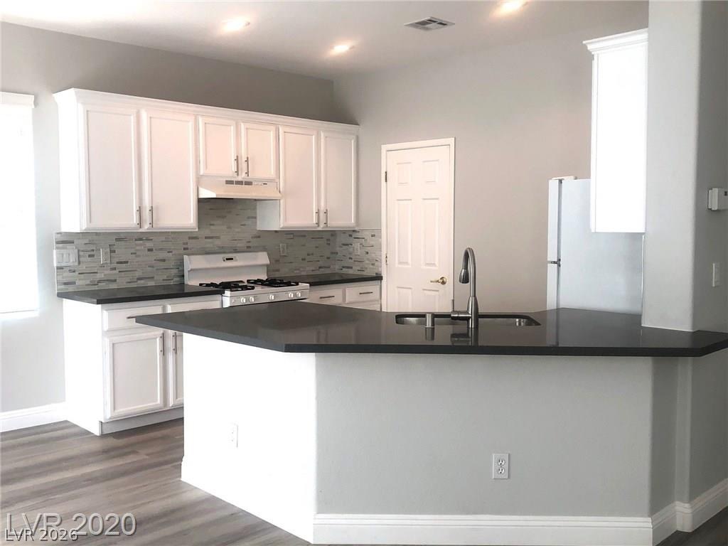 9769 Wailings Avenue Property Photo 8