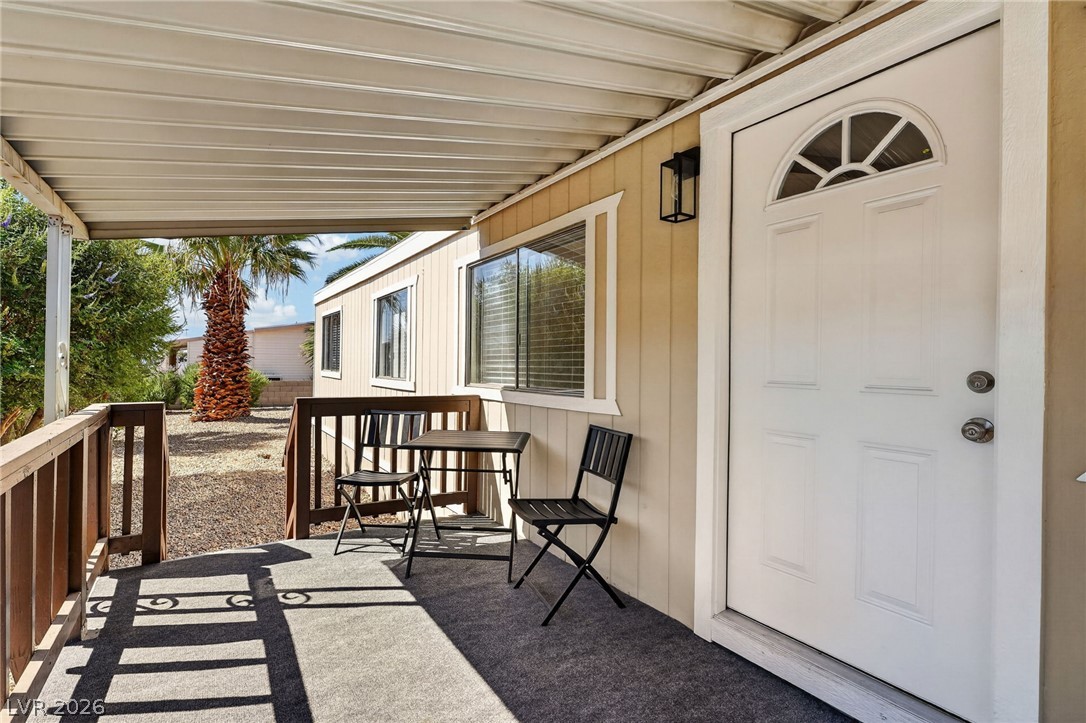 5525 Tres Piedras Road Property Photo 6