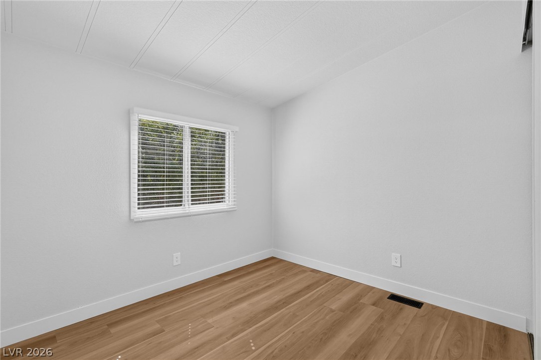 5525 Tres Piedras Road Property Photo 19