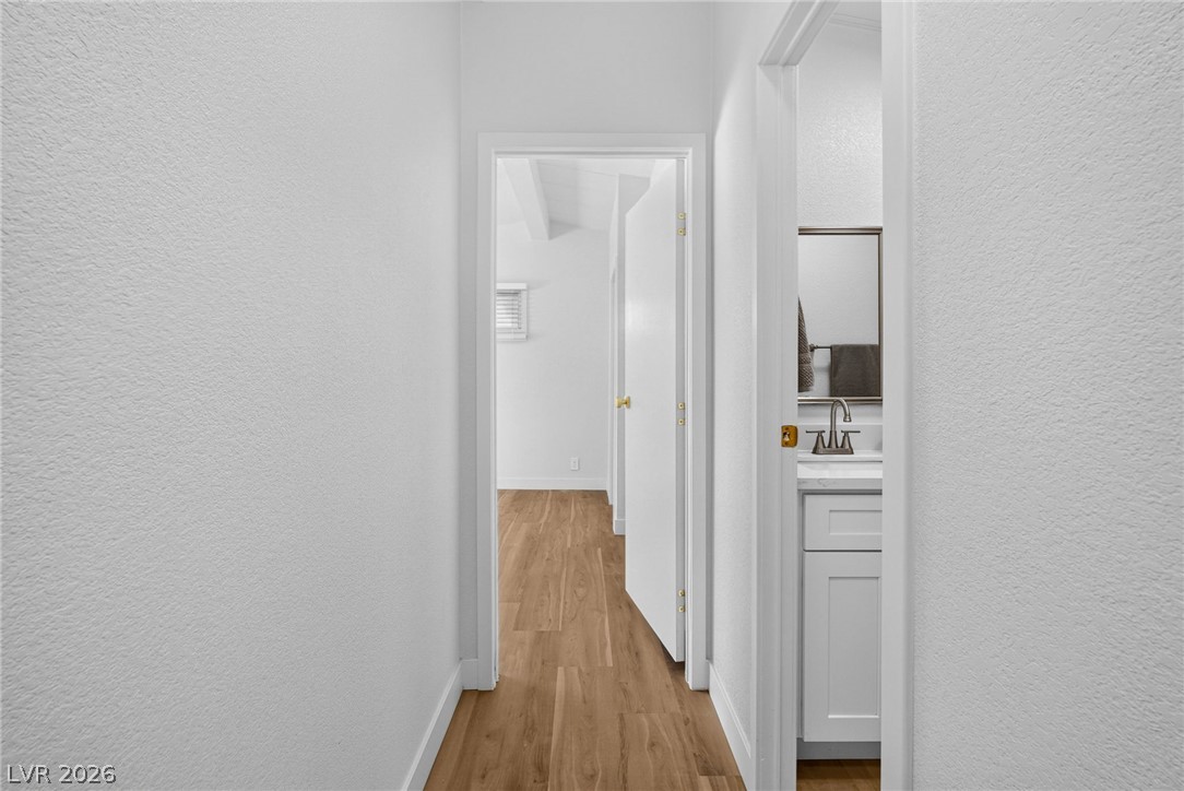 5525 Tres Piedras Road Property Photo 21
