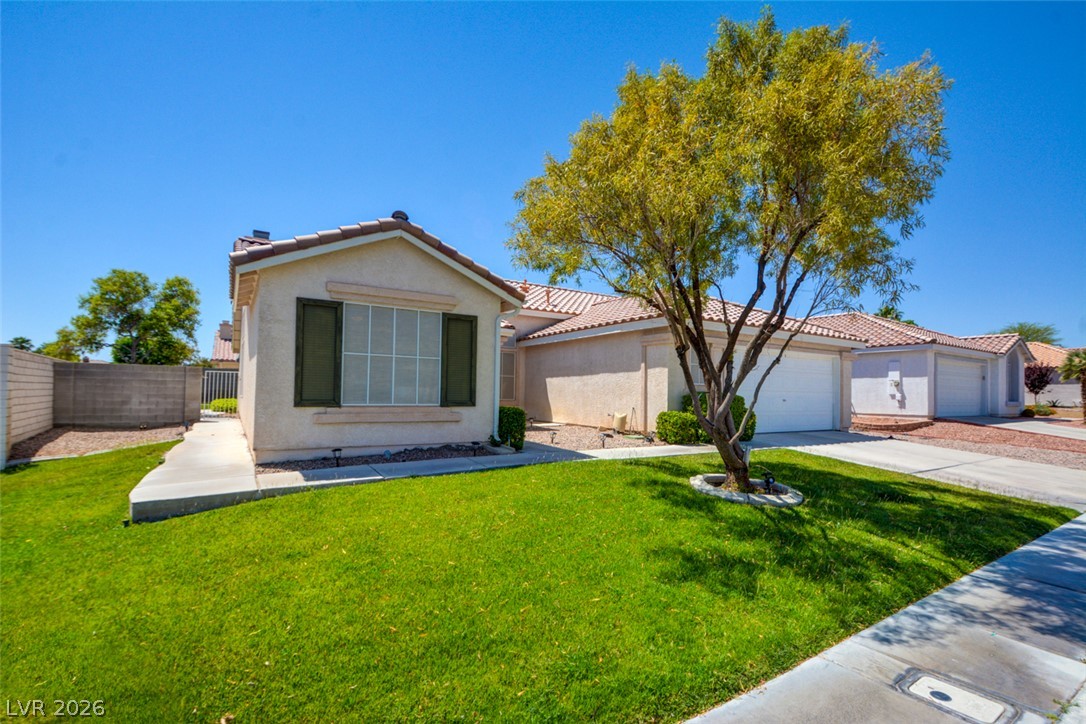 1735 Night Shadow Avenue Property Photo 13