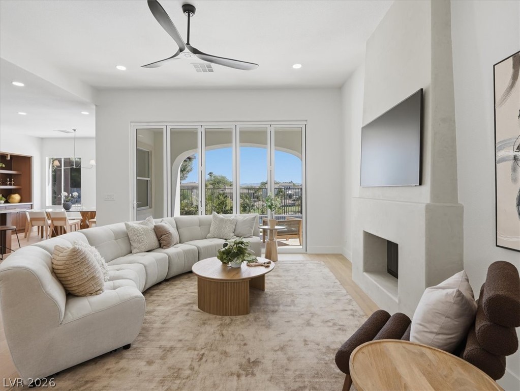 3074 Soft Horizon Way Property Photo 12