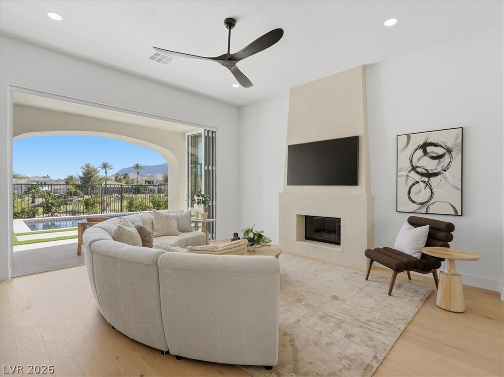 3074 Soft Horizon Way Property Photo 18