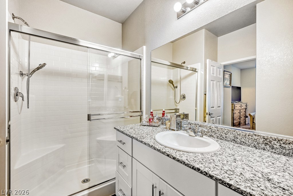 4352 Meadow Glade Avenue Property Photo 12