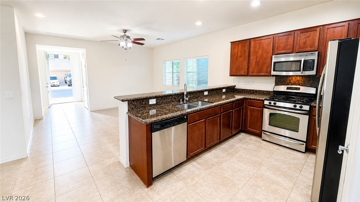 8644 Abbey Dell Avenue Property Photo 7