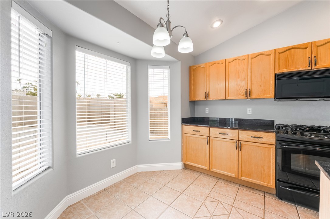 4866 Carefree Drive Property Photo 16