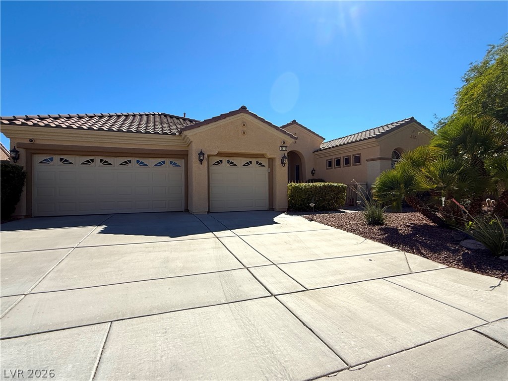 2875 Scotts Valley Drive Property Photo 2