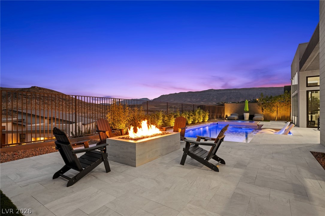 11233 Desert Heights Avenue Property Photo 3