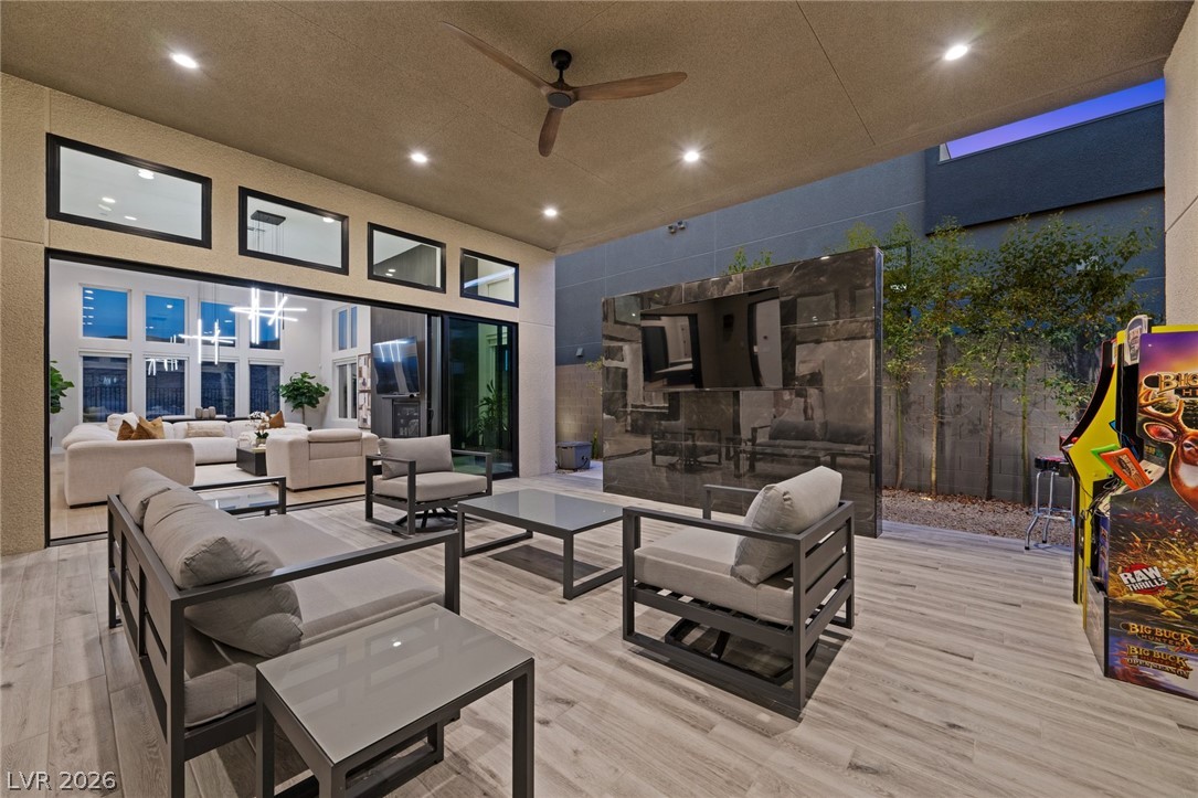 11233 Desert Heights Avenue Property Photo 24