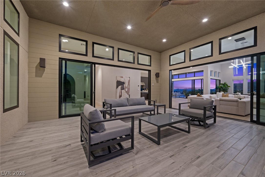 11233 Desert Heights Avenue Property Photo 25