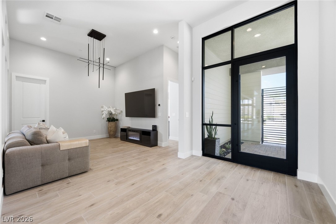 11233 Desert Heights Avenue Property Photo 28