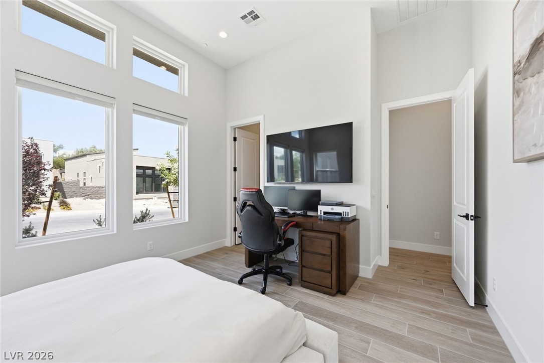 11233 Desert Heights Avenue Property Photo 51