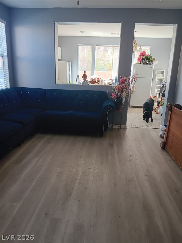 2813022 Property Photo 2