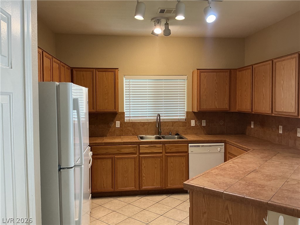 9303 Gilcrease Avenue 1132 Property Photo 5