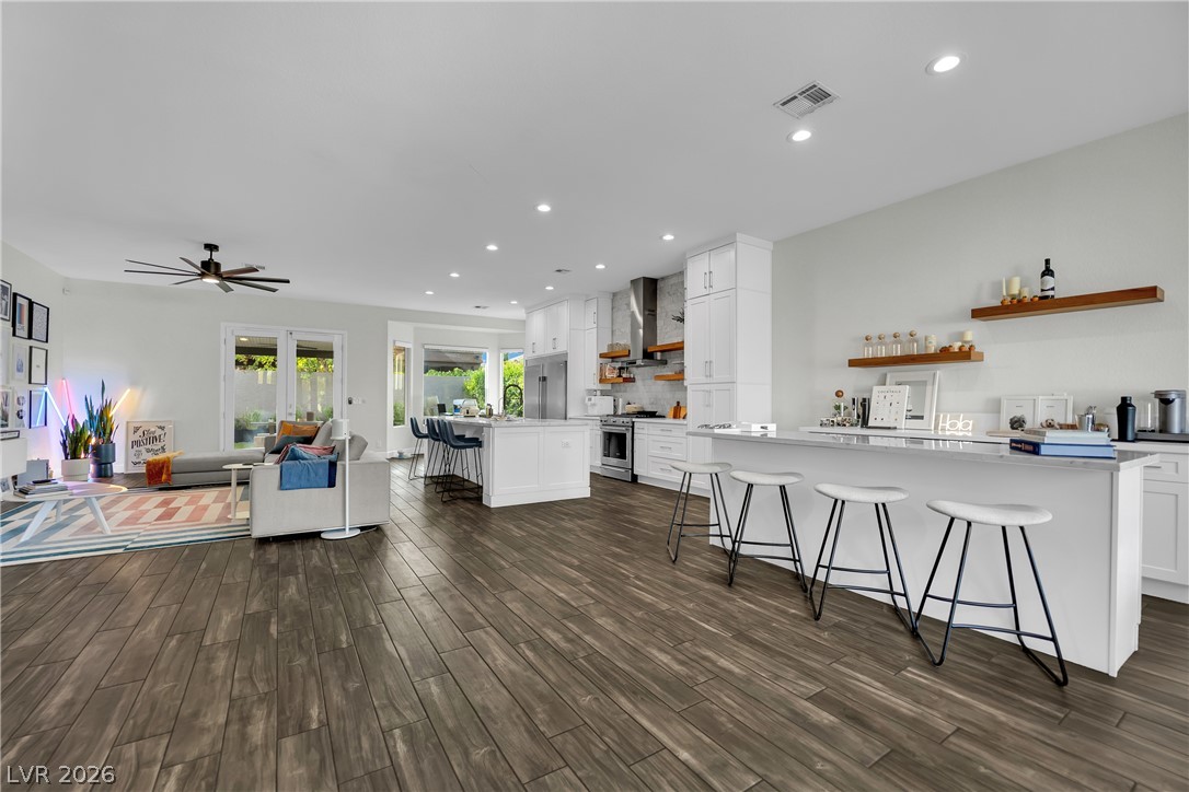 1617 Sun Ridge Drive Property Photo 8