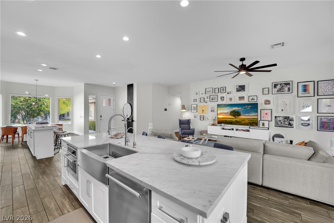 1617 Sun Ridge Drive Property Photo 18