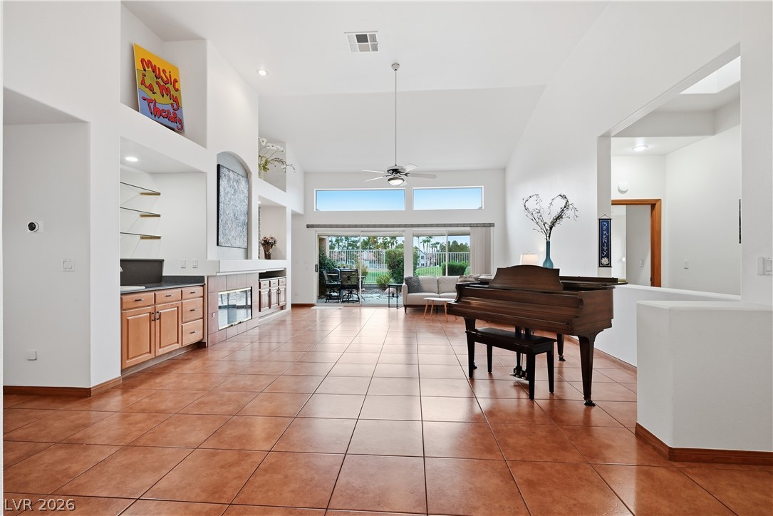 1842 Indian Bend Drive Property Photo 10