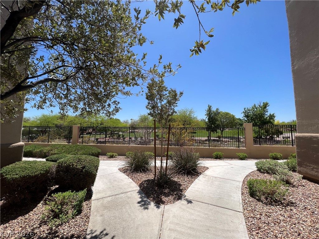 1901 Rio Canyon Court 106 Property Photo 2