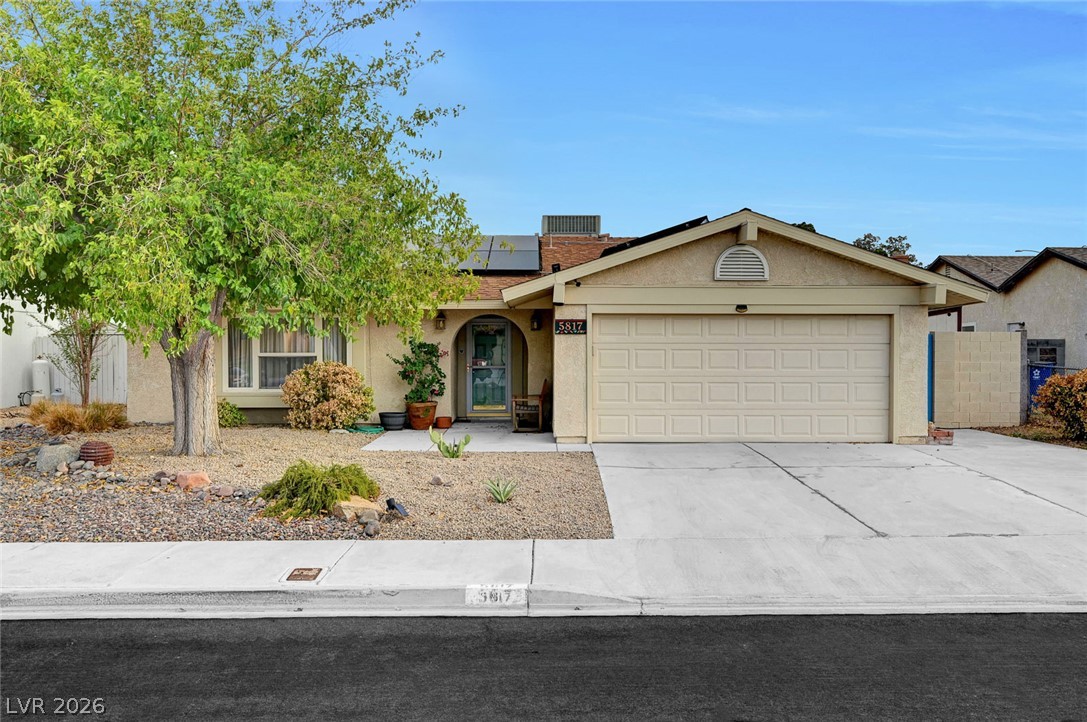 5817 Mary Way Property Photo 3