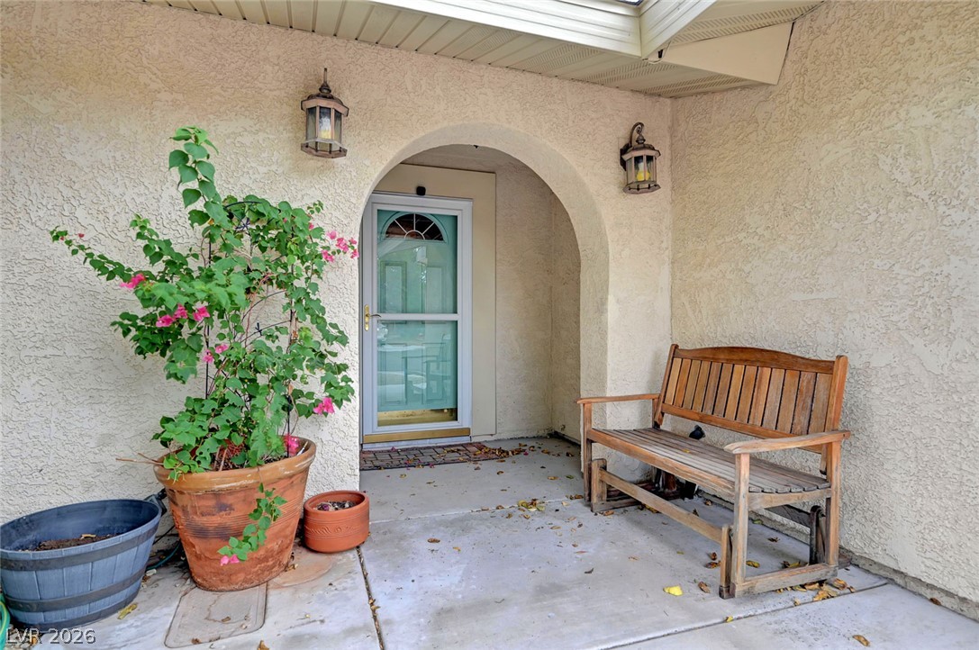 5817 Mary Way Property Photo 7