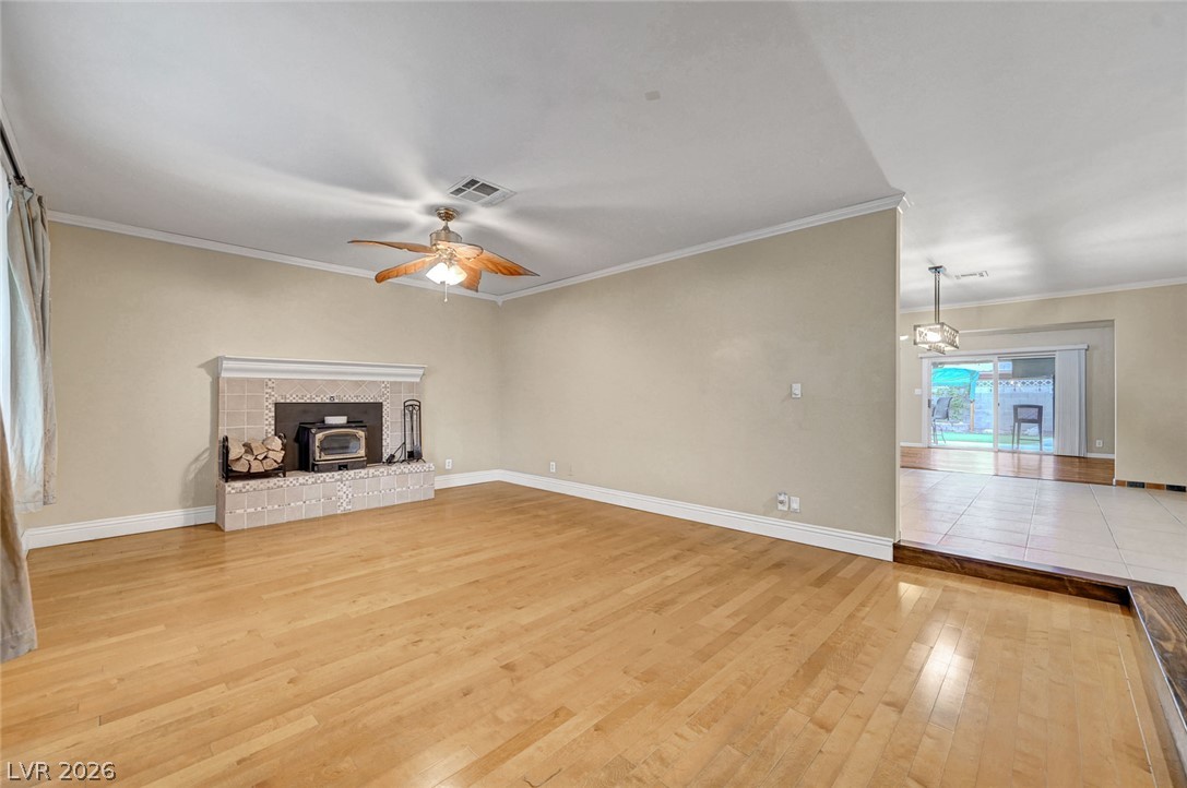 5817 Mary Way Property Photo 12