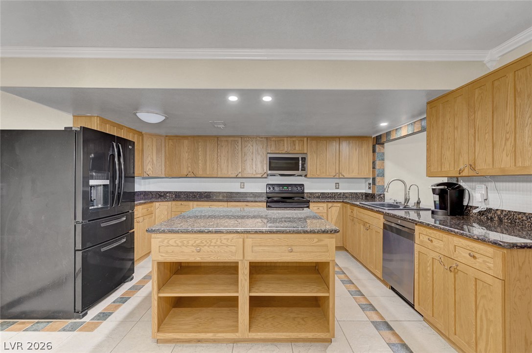 5817 Mary Way Property Photo 17