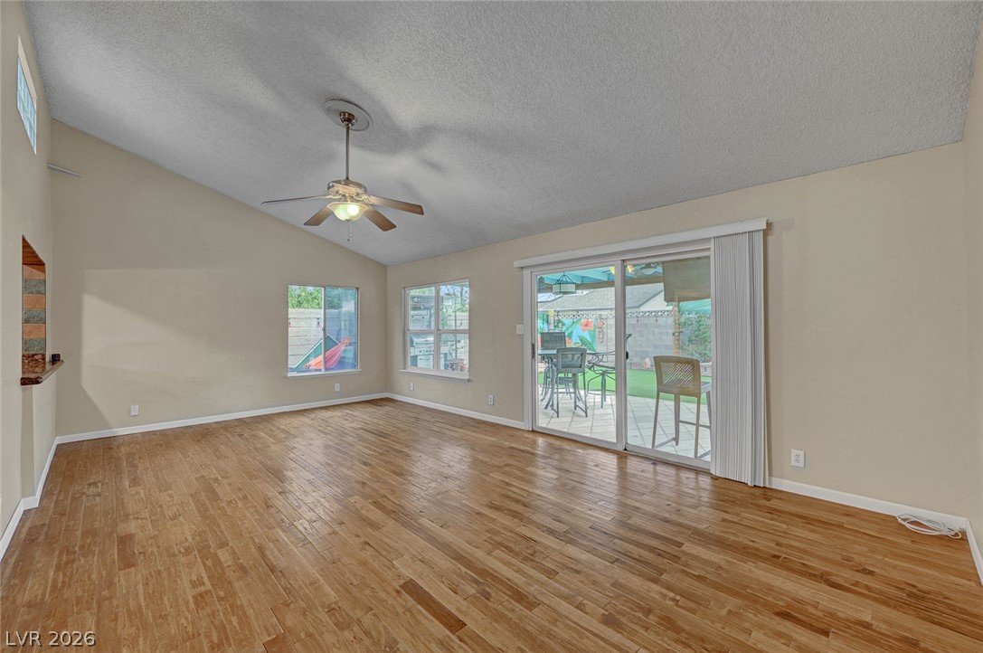 5817 Mary Way Property Photo 21