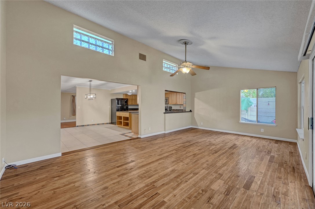5817 Mary Way Property Photo 22