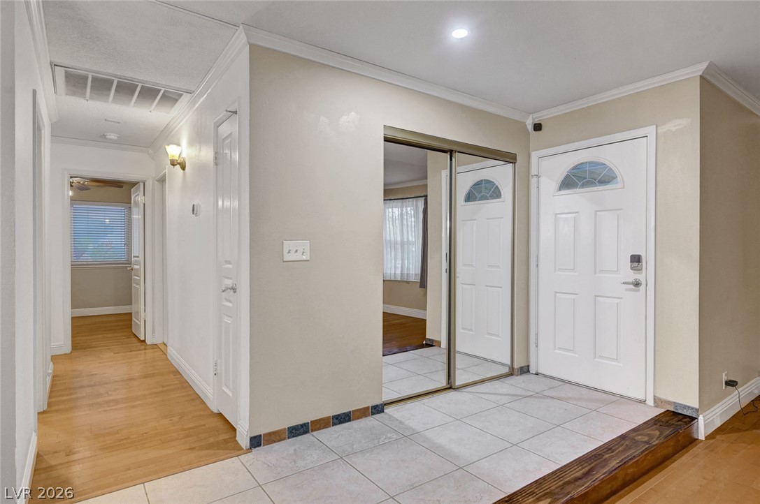 5817 Mary Way Property Photo 24