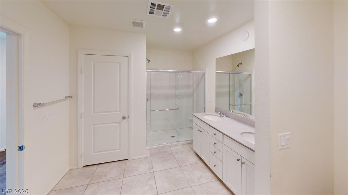 9769 Cluny Avenue Property Photo 10