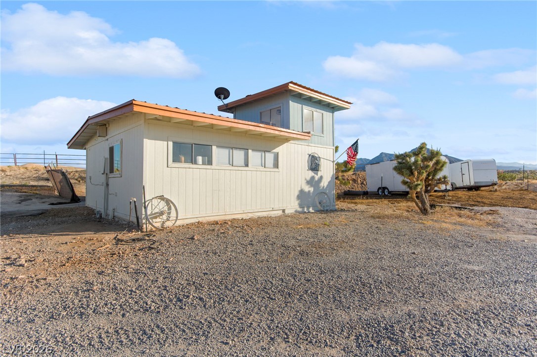 10895 Kyle Canyon Road Property Photo 6