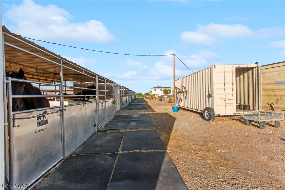 10895 Kyle Canyon Road Property Photo 13