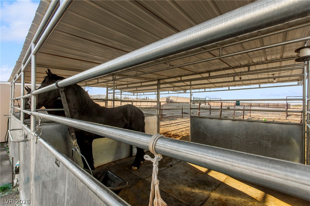 10895 Kyle Canyon Road Property Photo 14