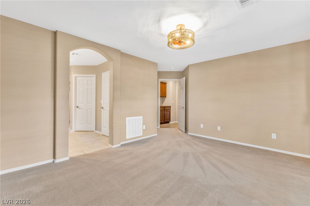 3740 Rocklin Peak Avenue Property Photo 10