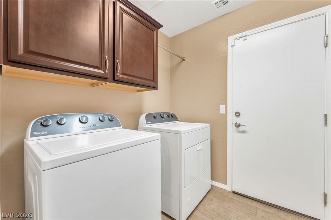 3740 Rocklin Peak Avenue Property Photo 17