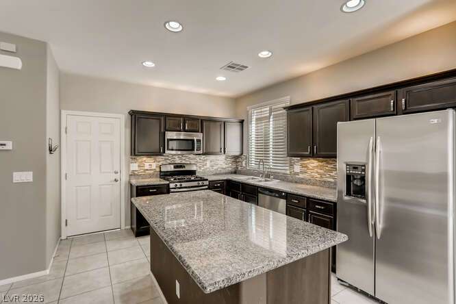 11194 Corsica Mist Avenue Property Photo 10