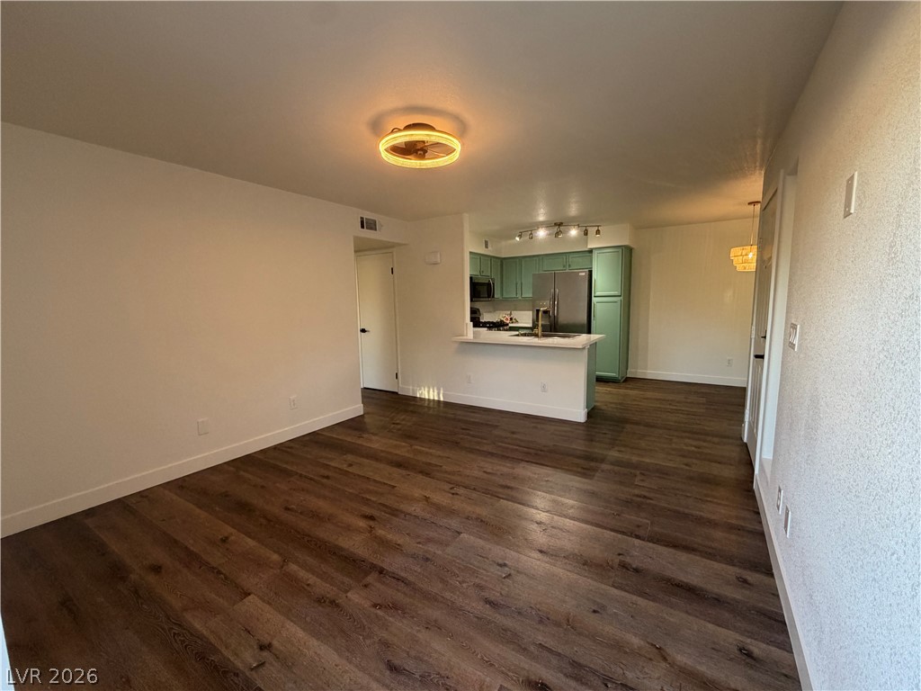 3136 Tarpon Drive 201 Property Photo 5