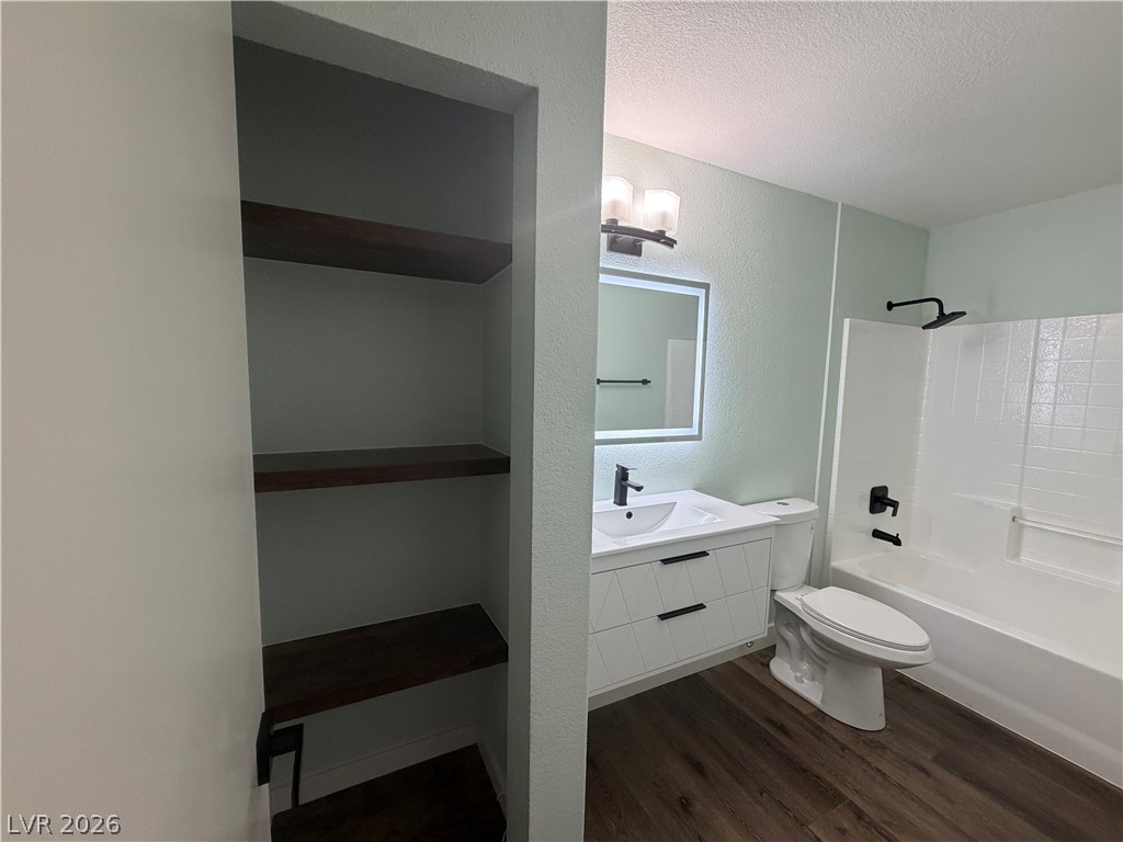 3136 Tarpon Drive 201 Property Photo 8