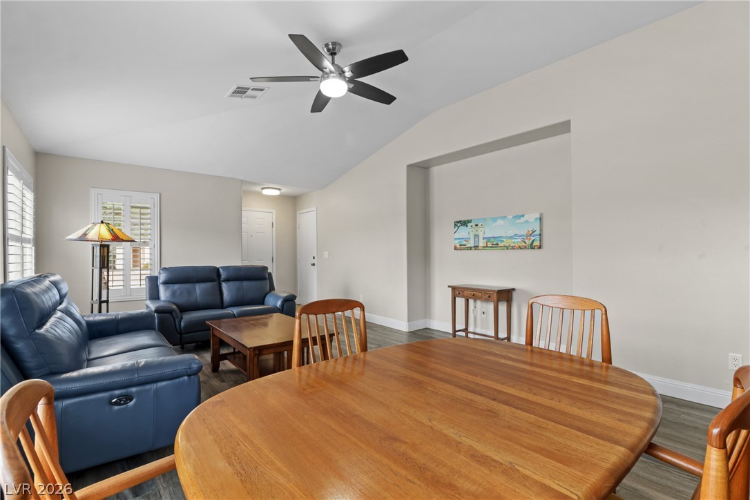 9166 Riding Heights Avenue Property Photo 14