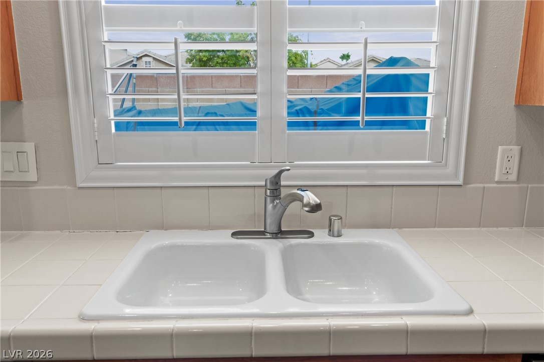 9166 Riding Heights Avenue Property Photo 18