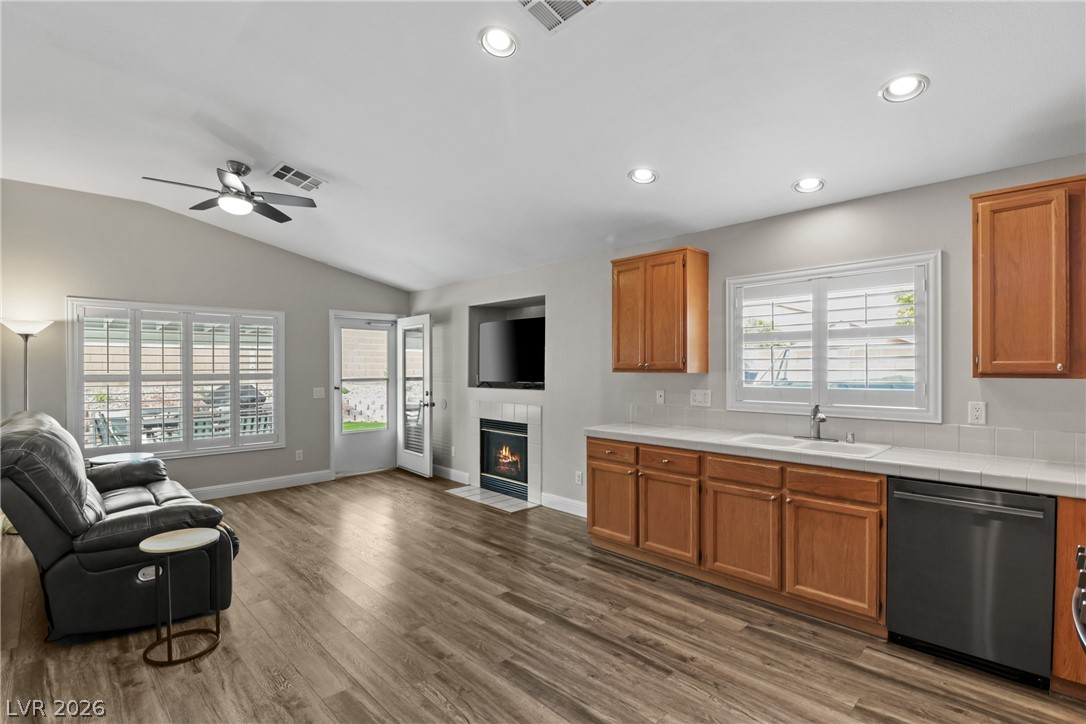 9166 Riding Heights Avenue Property Photo 19