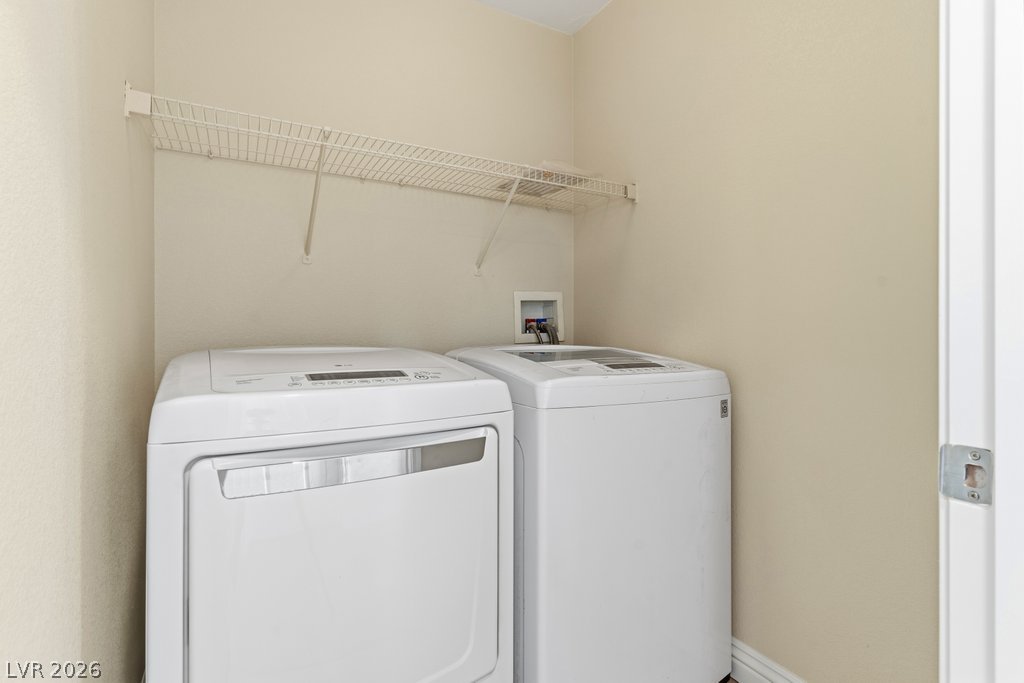 4683 Aventura Canyon Court Property Photo 33