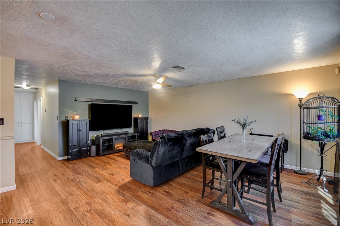 1102 Arapaho Way Property Photo 11