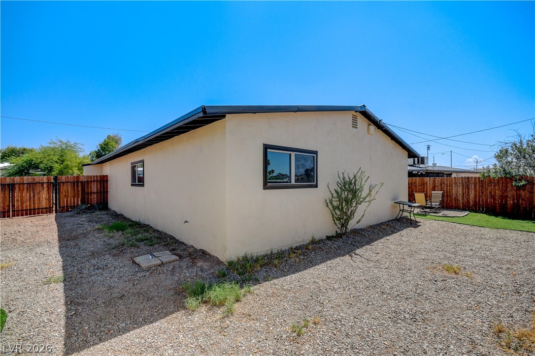 1102 Arapaho Way Property Photo 23