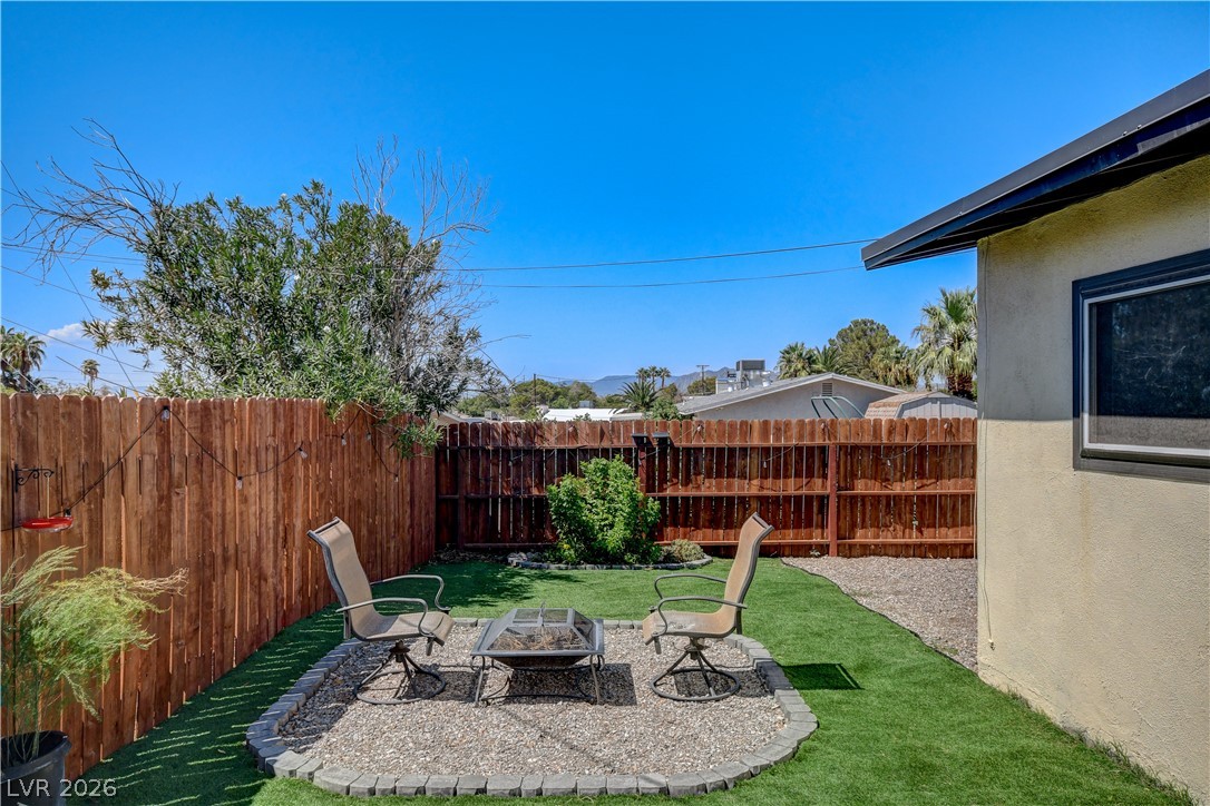 1102 Arapaho Way Property Photo 38