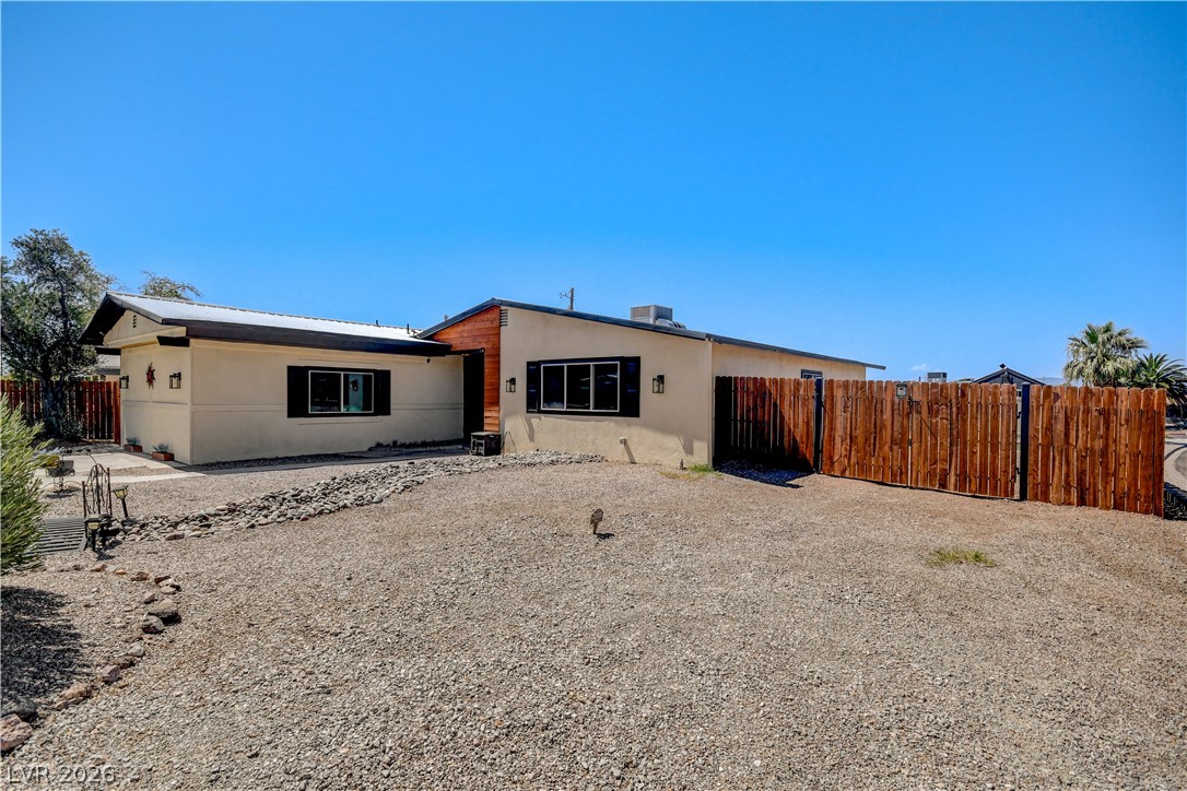 1102 Arapaho Way Property Photo 44