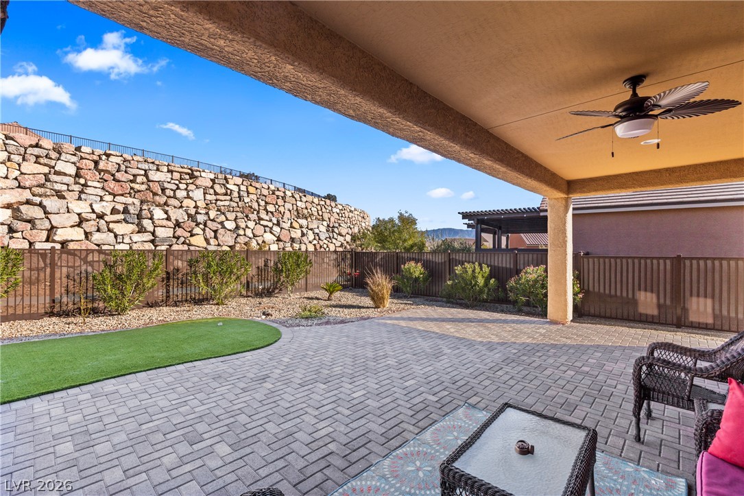 988 Majestic View Property Photo 44
